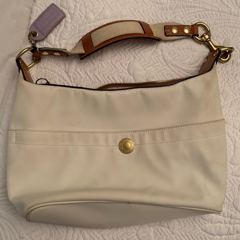 Coach white leather shoulder bag